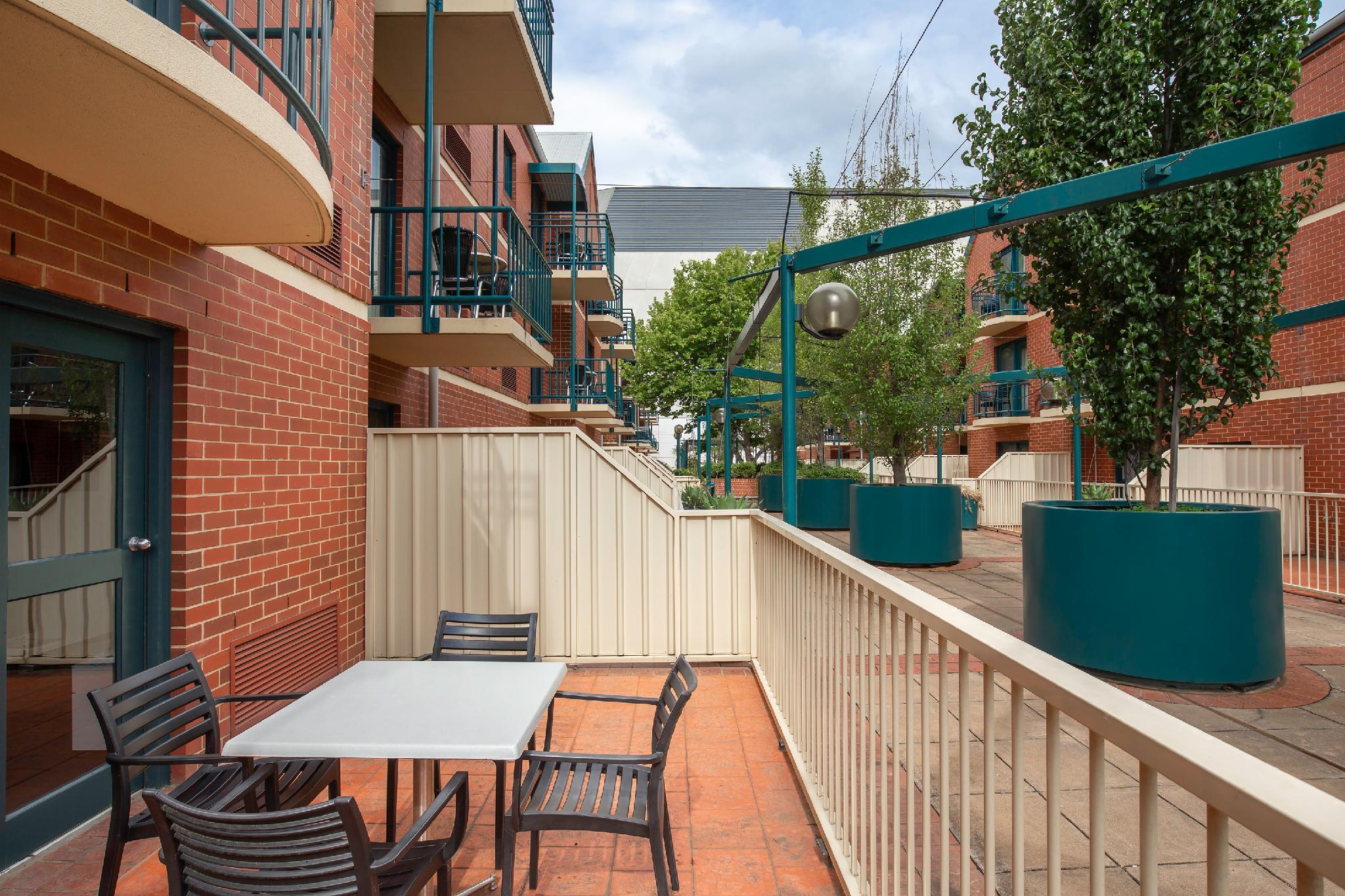 Aparthotel Breakfree Adelaida Exterior foto